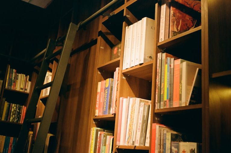 Photo Bookshelf full
